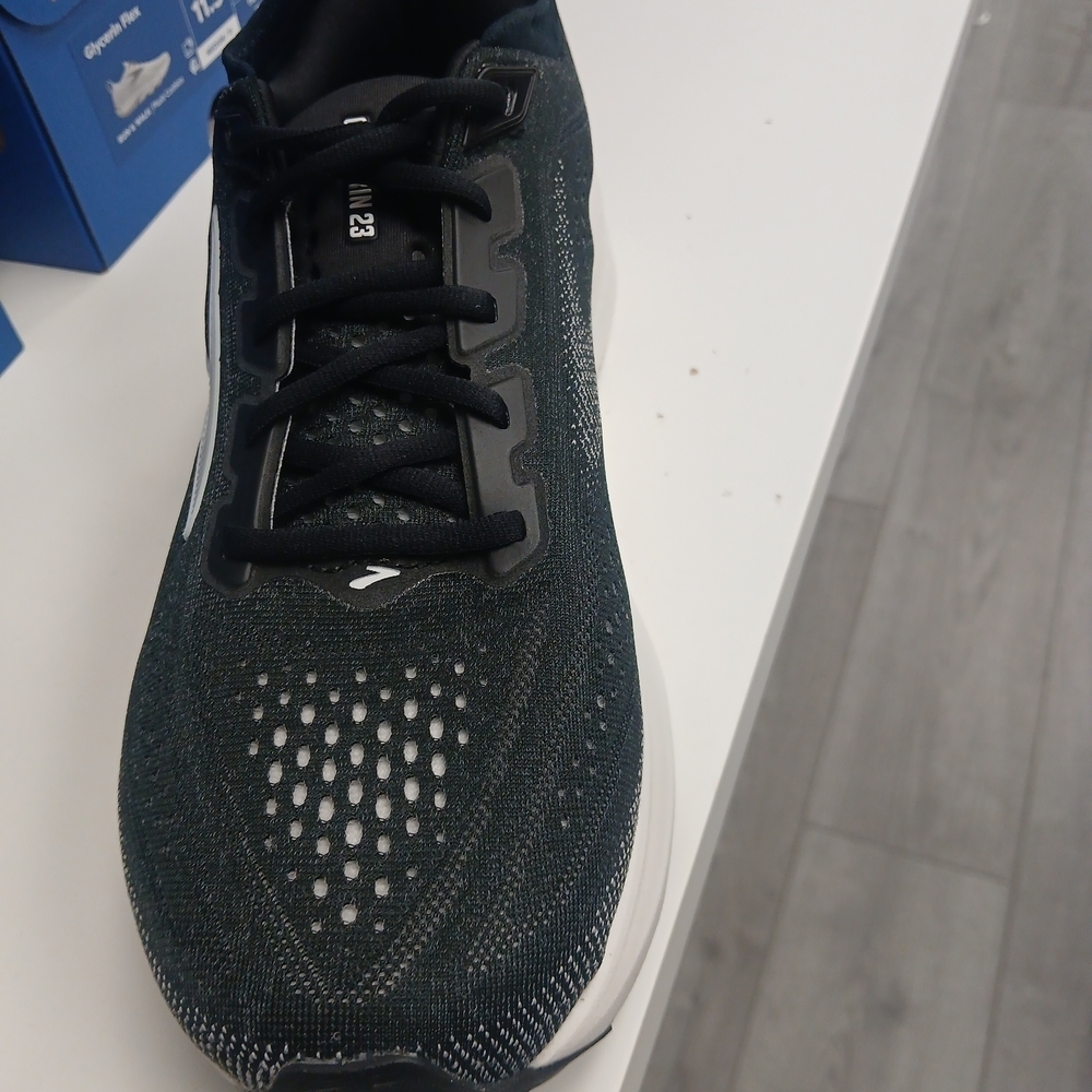 Brooks Men's Black and White Athletic Shoes - Picture 10 of 13